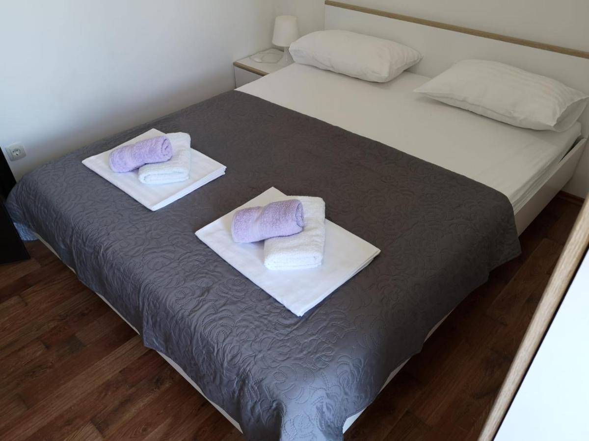 Apartment Istuk Kastela Bagian luar foto